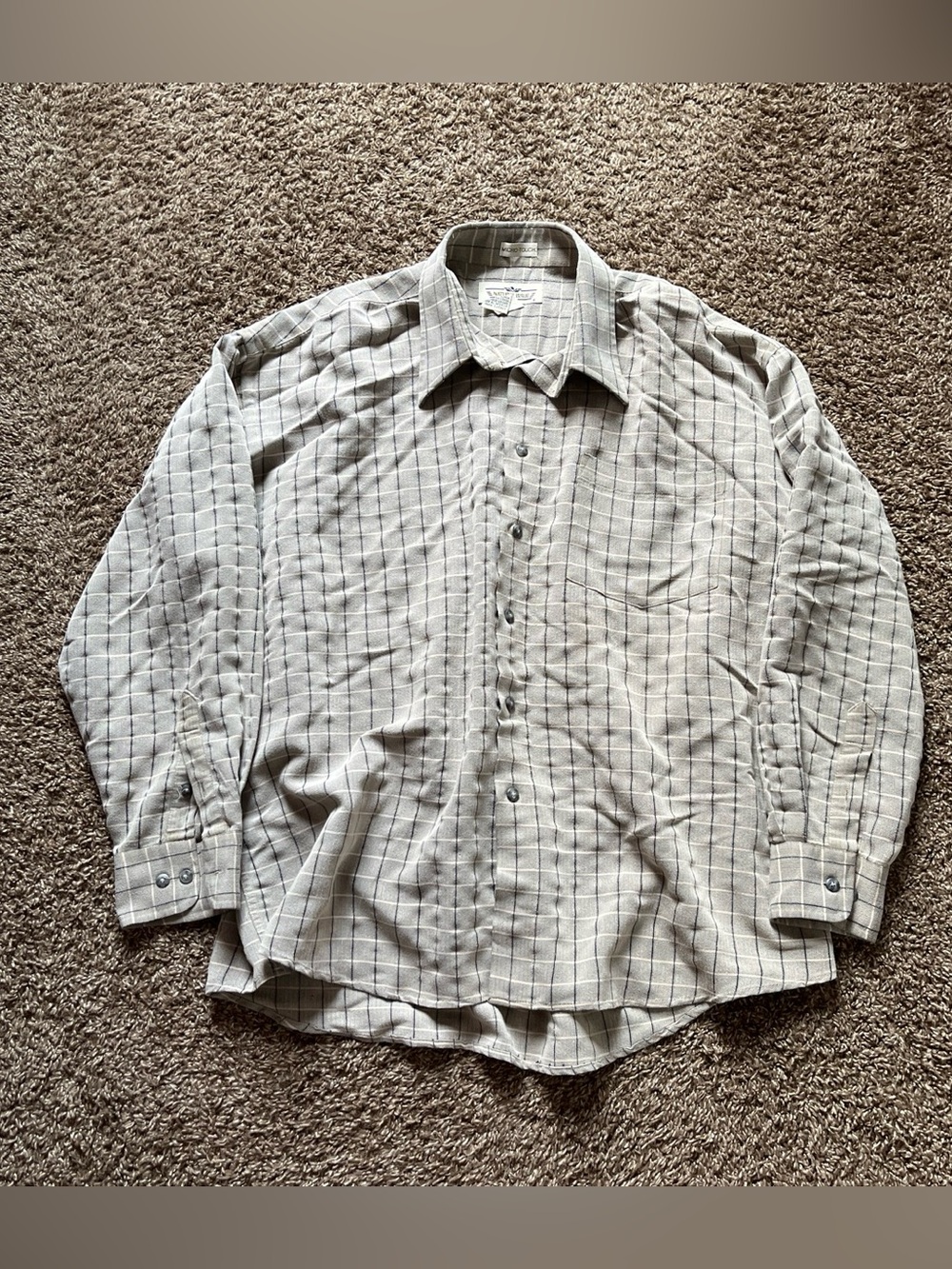 Men's Classic Button-Up Plaid Shirt